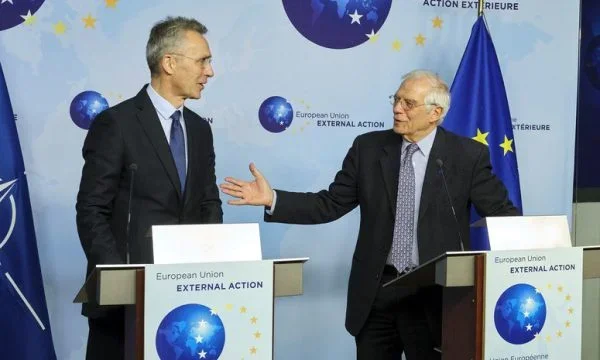 Borell después de llamar con el jefe de la OTAN insta a Kosovo a tomar medidas unilaterales y desestabilizadoras