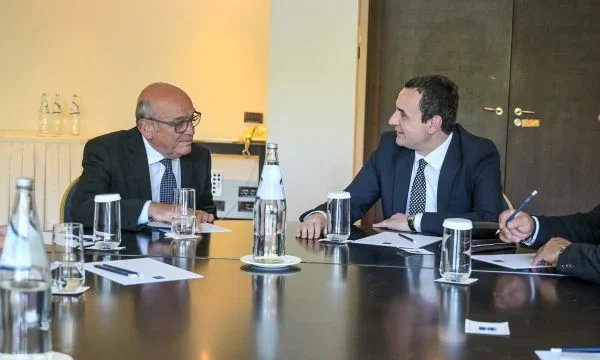 Kurt habla al emisario británico: Trabajaré con los aliados para implementar rápidamente el acuerdo básico.