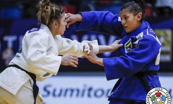 Medalla de objetivos de Kosovo en el Gran Premio de Austria