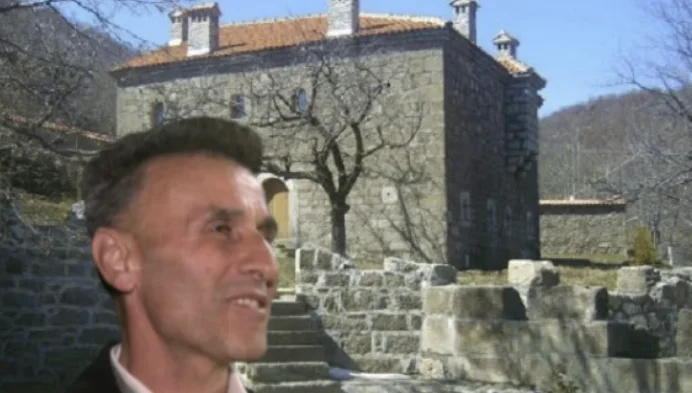 El nuevo alcalde de Zvecan quiere jurar mañana en la Torre Boletini