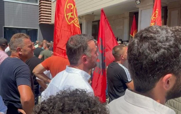Veteranos dispuestos a protestar si no están incluidos en el salario mínimo