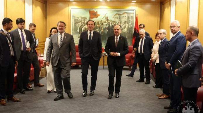 Begaj después de reunirse con senadores estadounidenses habla de Kosovo, Serbia