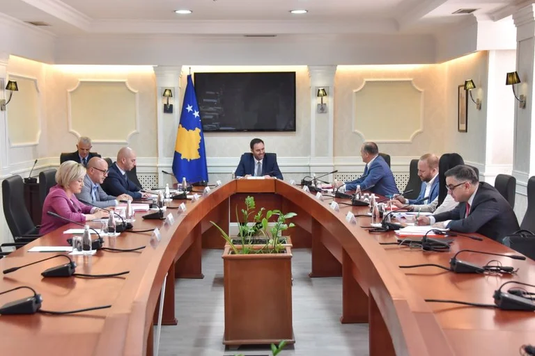 The Headship of the Parliament is collected, in turn dozens of points