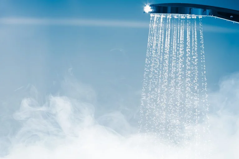 Los expertos: Caliente - duchas de agua dañan la piel y el cabello