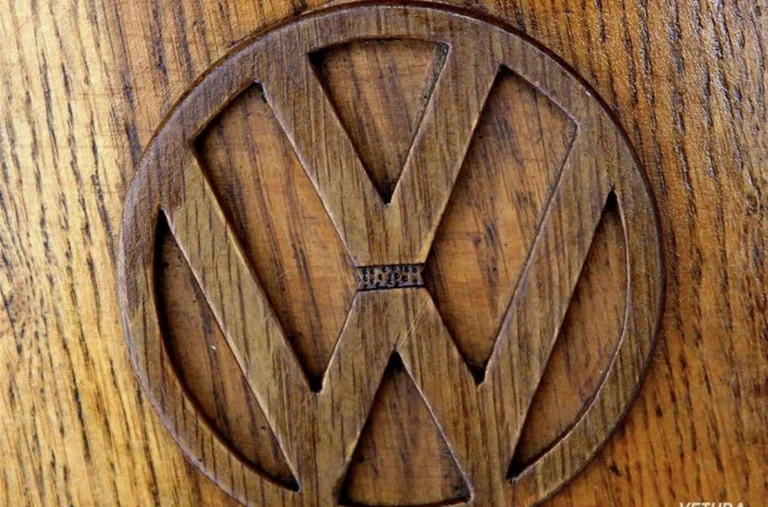 Volkswagen (10x0] vende activos en Rusia