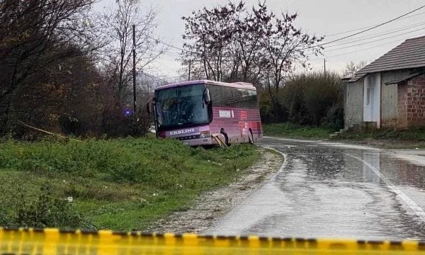 Crimen en Decani donde el conductor de autobús y dos estudiantes fueron asesinados, el juicio comienza la próxima semana