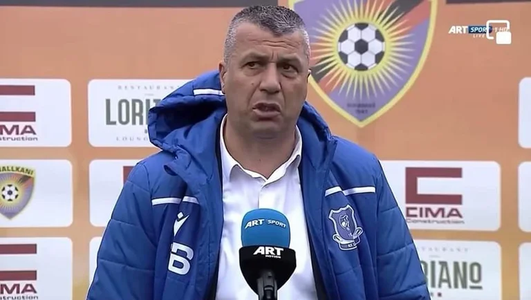 Fans ofendidos en el entrenador de coro Batatina, Balcanes terminan en procedimiento disciplinario
