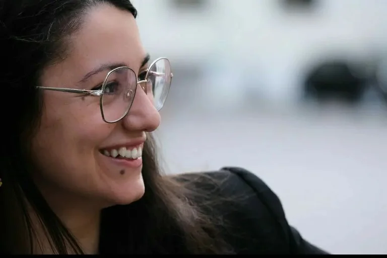 Alcaldes albaneses seleccionados en Italia, de 31 años confiesa difícil viaje