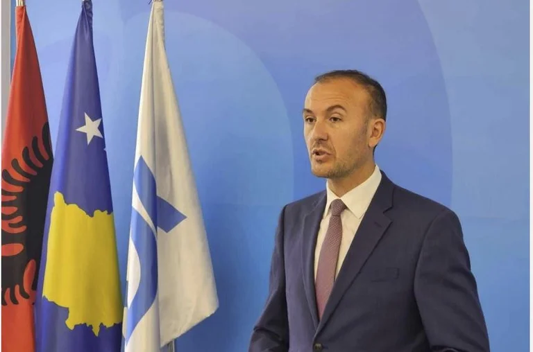 Mustafa: El PDK ha iniciado la modificación de la Ley de Impuestos a la Propiedad, elevando la carga tributaria es empobreciendo a los ciudadanos