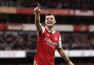 Bestätigt Romano: Granit Jaka verlässt Arsenal Ende der Saison