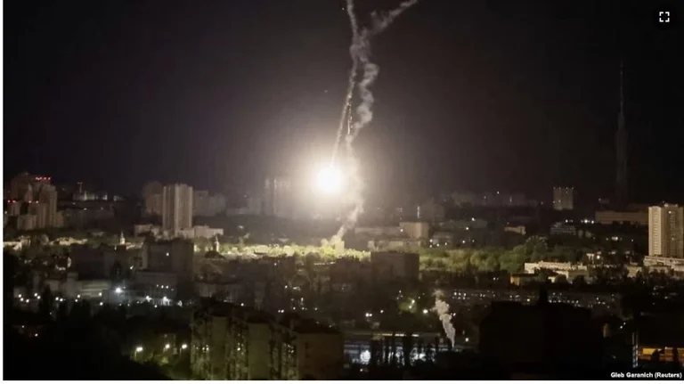 Kyevi atacado por el granizo de cohetes de Rusia