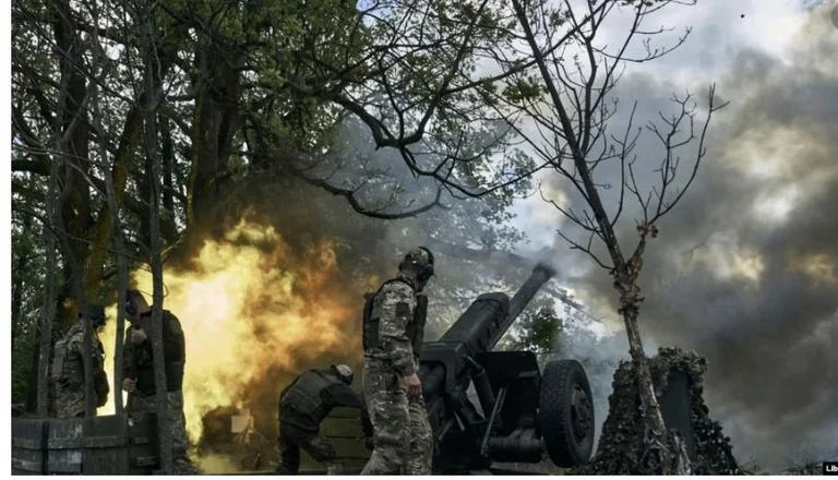 Ucraina dice che ha avanzato in combattimento in Bahmut