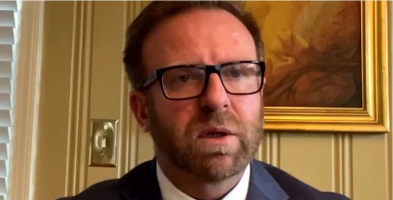Ahaz: Primer Ministro Kurti no transparente para el diálogo con Serbia