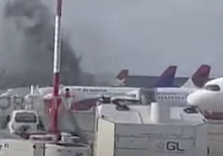 “Air Albania” wird von der Flamme getroffen
