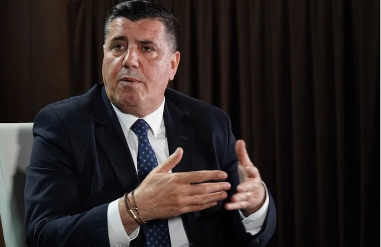 Haziri: Kurt construyó su visión en el trabajo de Isa Mustaf, pero le llevó ocho años.