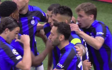 Das war verrückt. Dzeko zerlegt Mailands Tor.
