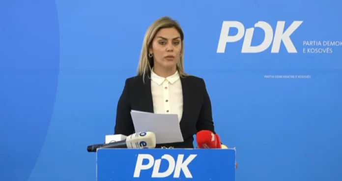 Deliu kritikon Kurtin: Për 15 vite ka folur për drejtësi e barazi, sot mbron të dyshuarit për korrupsion