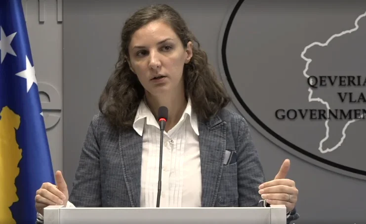 Ministrja Rizvanolli njejtë si LVV, kërkon që rritja e çmimit të rrymës të nisë prej 800kWh