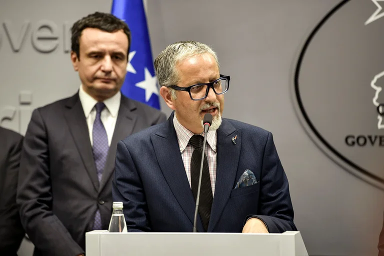 Tenderi për insulina, Qeveria kërkon shkarkimin e anëtares së OSHP-së