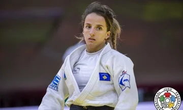 Bezirk verliert im Halbfinale, Kämpfe für Bronze