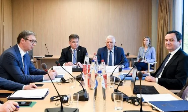 Lajçak: Drafti i Ekipit Menaxhues, pikënisje për diskutimet e ardhshme