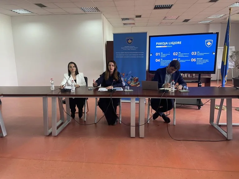 Los graduados en la Escuela de Educación tendrán un examen de licencia