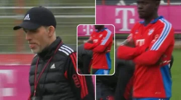 Tuchel macht einen schlechten Witz über Manen, bringt sie vor allen in der Ausbildung.