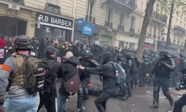 Protesta të dhunshme në Francë për 1 Maj