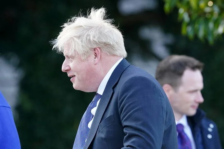 I dehur në timon, “Boris Johnson” arrestohet në Holandë