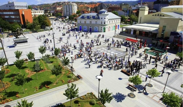 Sindikatat bëjnë thirrje për respektim të të drejtave të punëtorëve