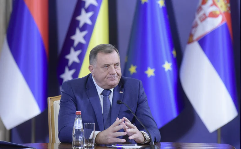 Dodik decepcionó el voto de KiE: nada para Kosovo pasa a Bosnia