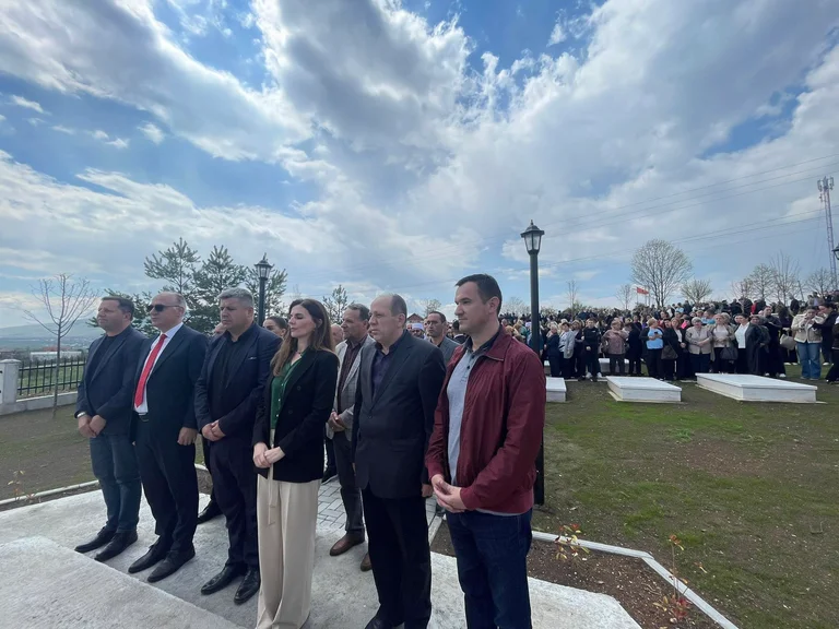 Cuarenta y dos mártires y 280 mártires en Drenas son recordados