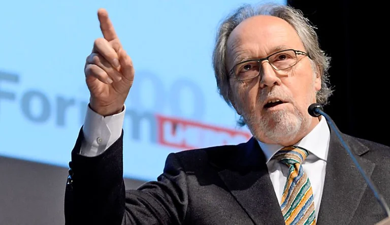 Dick Marty acusa a las autoridades suizas: No me llevaron a la defensa para no romper las cosas con Serbia