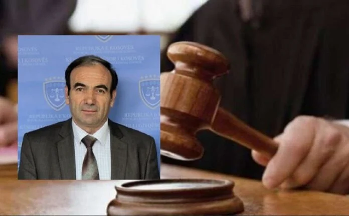 El juez Sali Berisha fue capturado tomando sobornos, condenado a prisión