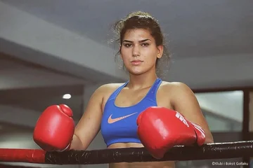 Donjeta Sadiku kehrt mit Bronze zurück, Club behauptet Richter beschädigt im Halbfinale gegen den türkischen Gegner