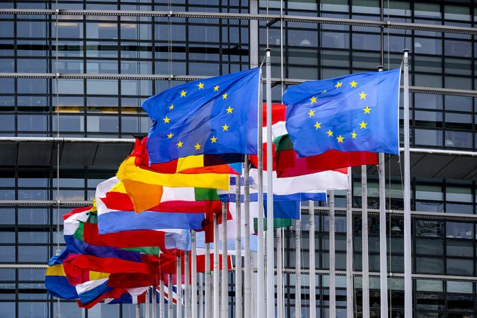 Los eurodiputados aprueban el informe para Kosovo: los miembros de la UE se dedican a normalizar las relaciones con Serbia