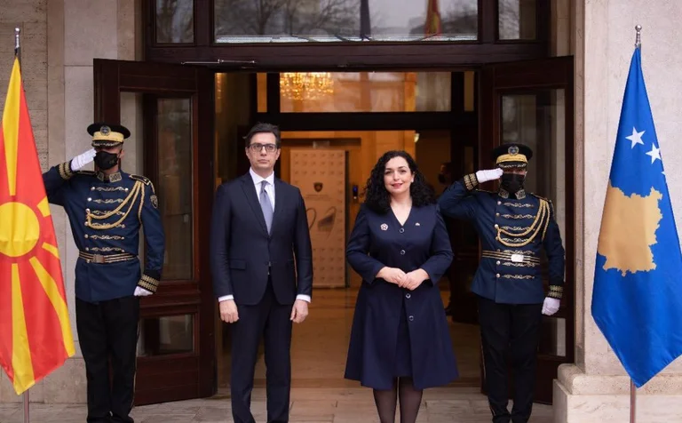 Osmani para la visita oficial al norte de Macedonia mañana, esperada por Pendarovski