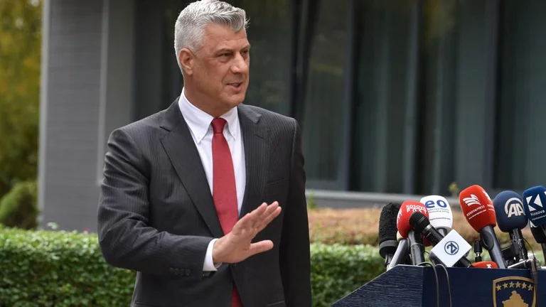 Thaci cumple 55 hoy