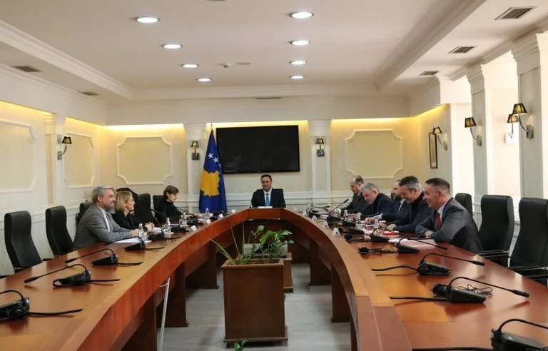 Docenas de puntos reunidos en días