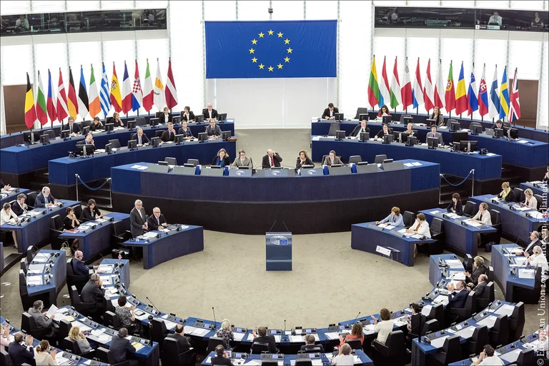 EP, Serbia: Acuerdo con Kosovo basado en el reconocimiento mutuo