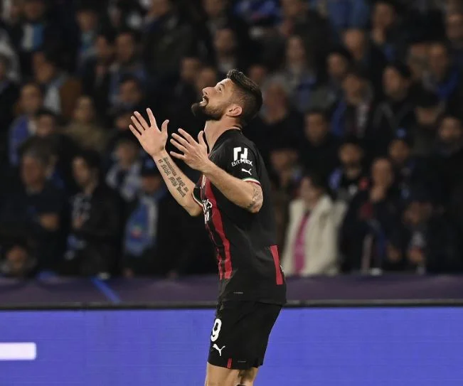 Milán en las semifinales de la Champions League después de 16 años, Nápoles es eliminado