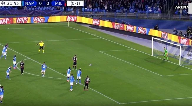 Giroud con un golpe canoso, perder un castigo para Nápoles