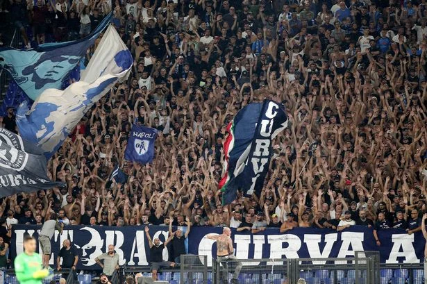 Los medios italianos informan que los fans de Nápoles no revelarán la coreografía hoy a Milán