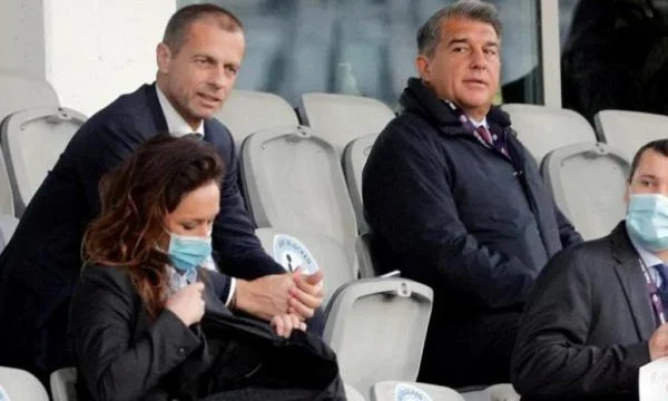 U n EFA puede excluir a Barcelona de la Champions League