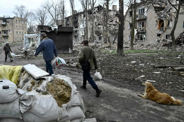 20.000 niños ucranianos fueron tomados por la fuerza de Rusia, transferidos a familias rusas