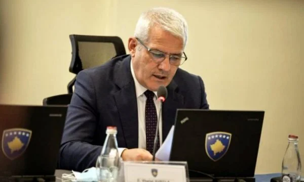 Svechla requiere iniciar investigaciones sobre el oficial de MPB que usó el estacionamiento del gobierno como