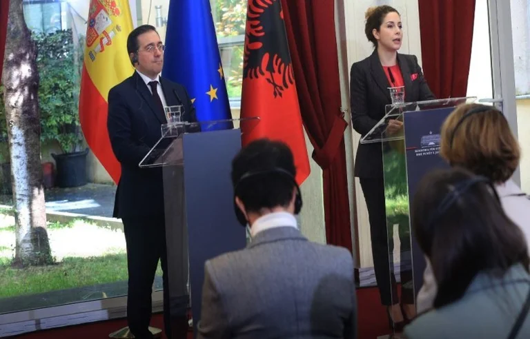 Jacka con contraparte española: cuestión de Kosovo, vínculo fundamental con la estabilidad balcánica