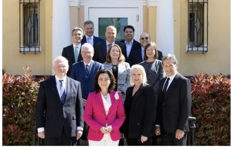 Todos los embajadores americanos en los Balcanes reunidos en Tirana, aquí están los temas de discusión