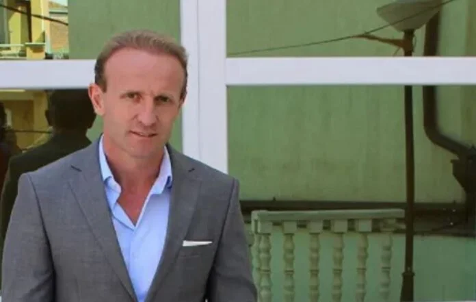 El profesor Bekim Bata suspendió