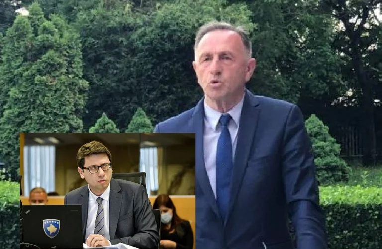 Azem: Los trabajadores del sector privado están siendo tratados como: